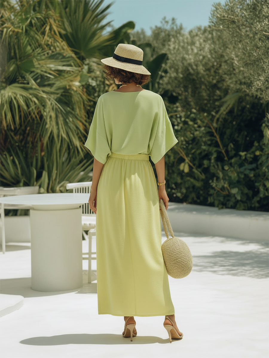 Vacation-Style Comfortable And Stylish V-Neck Short-Sleeve Top And Skirt Set