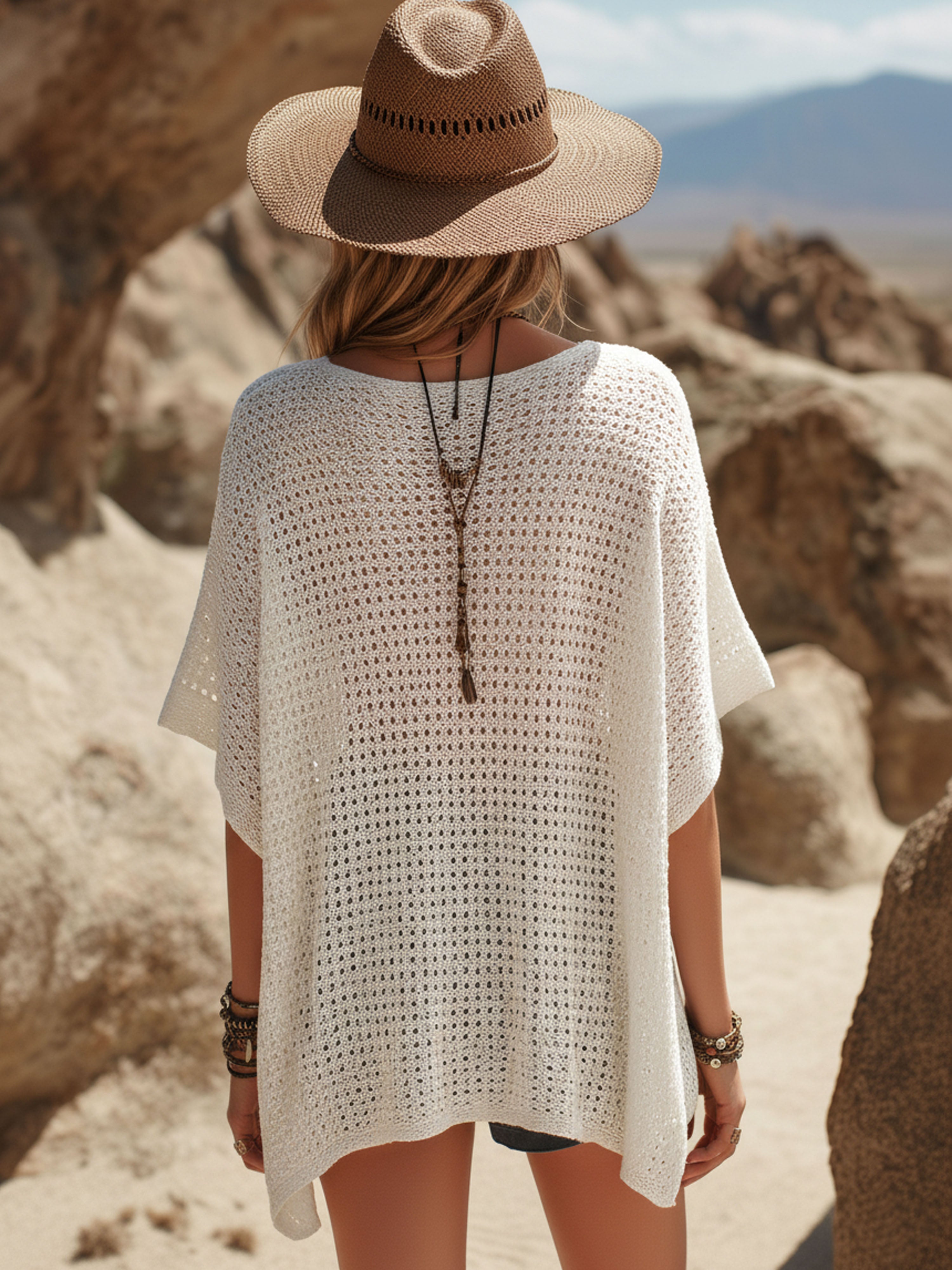 Relaxed Vacation-Style Off-White Mesh Lace T-Shirt