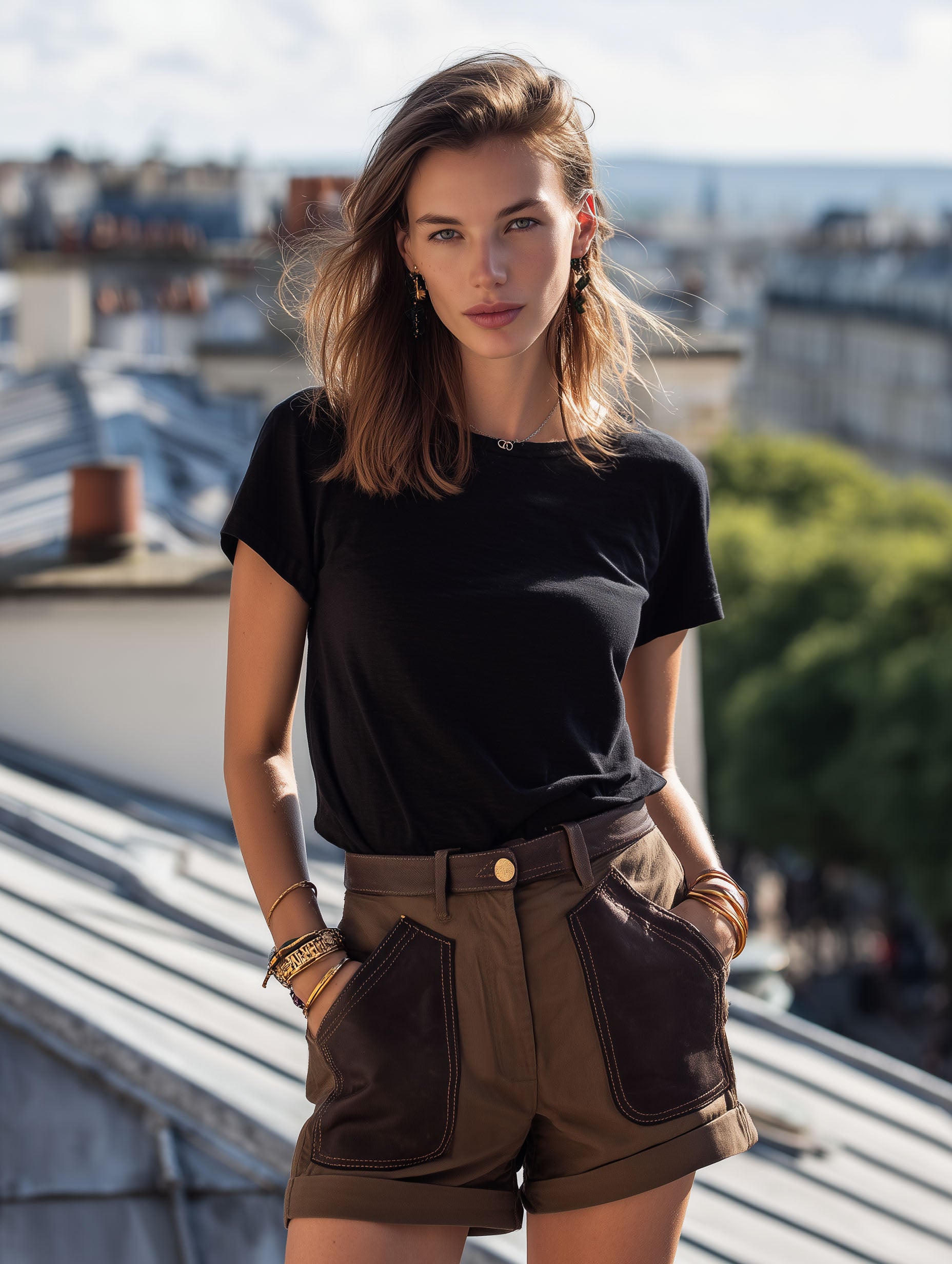 Vacation-Style Khaki With Brown Pockets Shorts