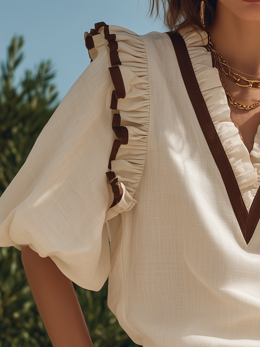Vacation-Style Off White Short-Sleeve Top And Ruffled Elastic-Waist Shorts Set