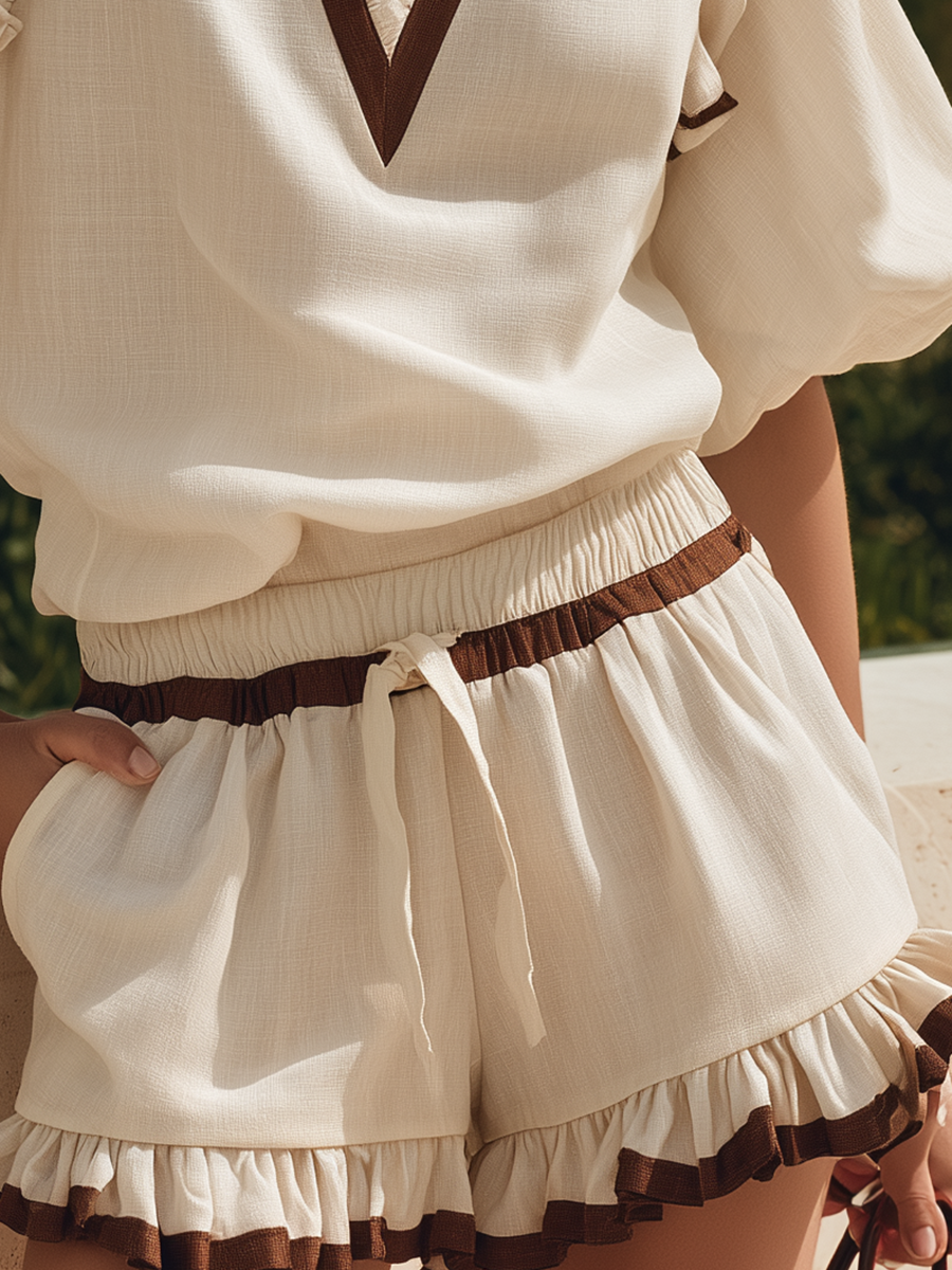 Vacation-Style Off White Short-Sleeve Top And Ruffled Elastic-Waist Shorts Set