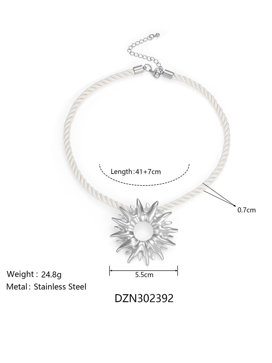 Summer Beach Ocean Style Oversized Sun Pendant Necklace