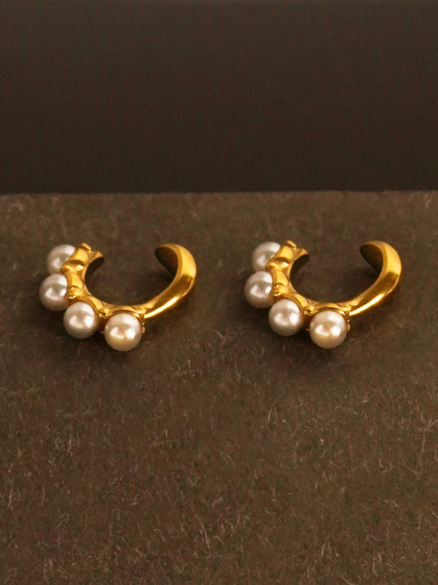 Chic Vintage-style Pearl And Shell Earrings