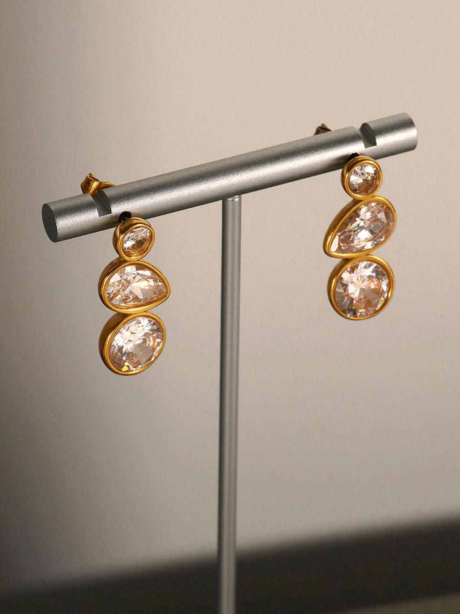 Chic Vintage-style Pearl And Shell Earrings