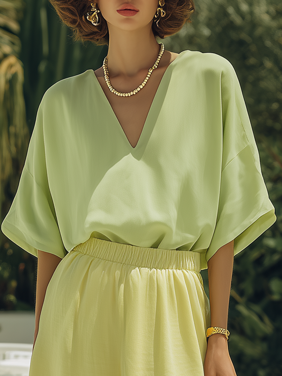 Vacation-Style Comfortable And Stylish V-Neck Short-Sleeve Top And Skirt Set