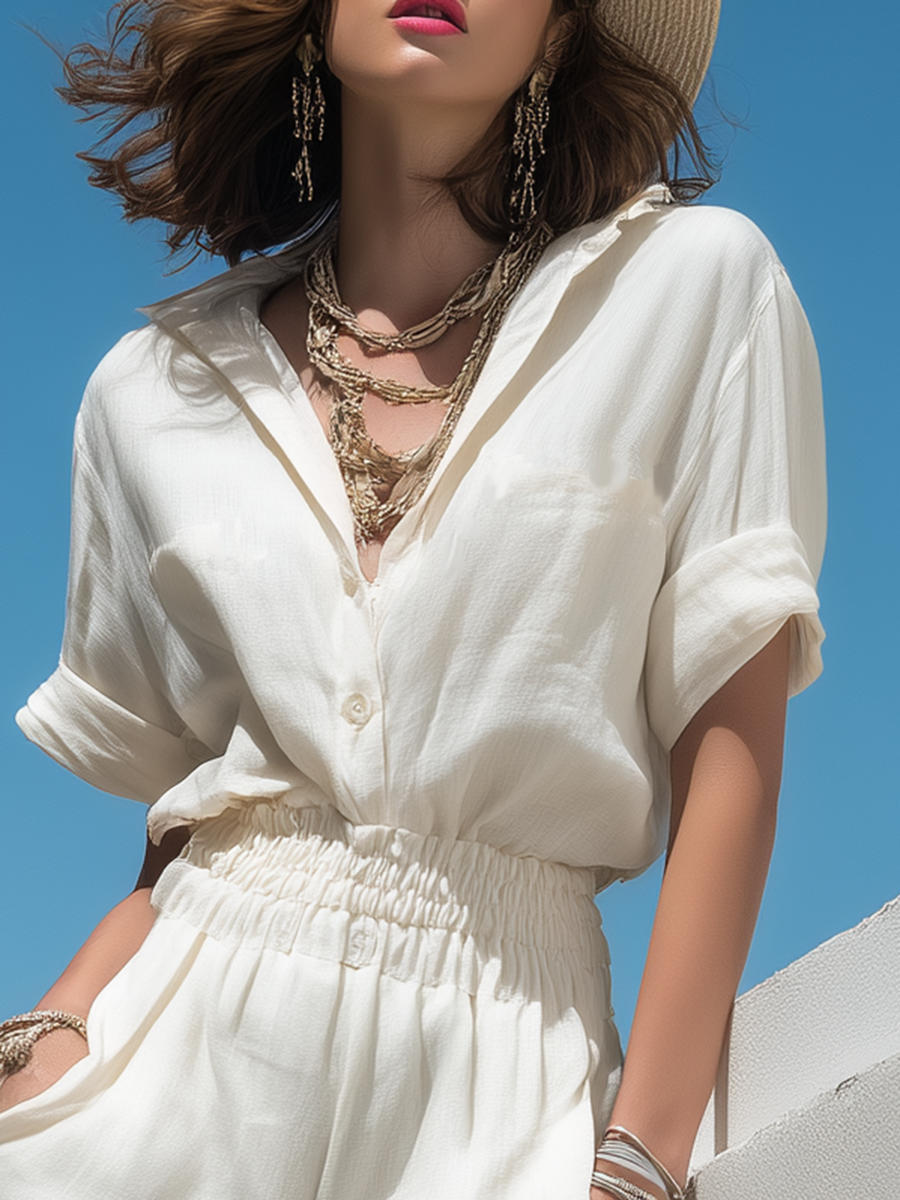 Vacation-Style White V-Neck Short-Sleeve Top And Shorts Set